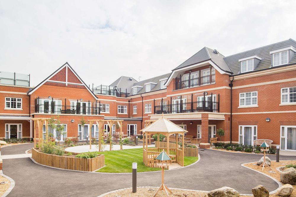 Newbury Grove Care Home Newbury, Berkshire Care UK